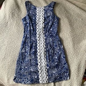 Lilly Pulitzer for Target Navy & White Upstream Fish Print size 6